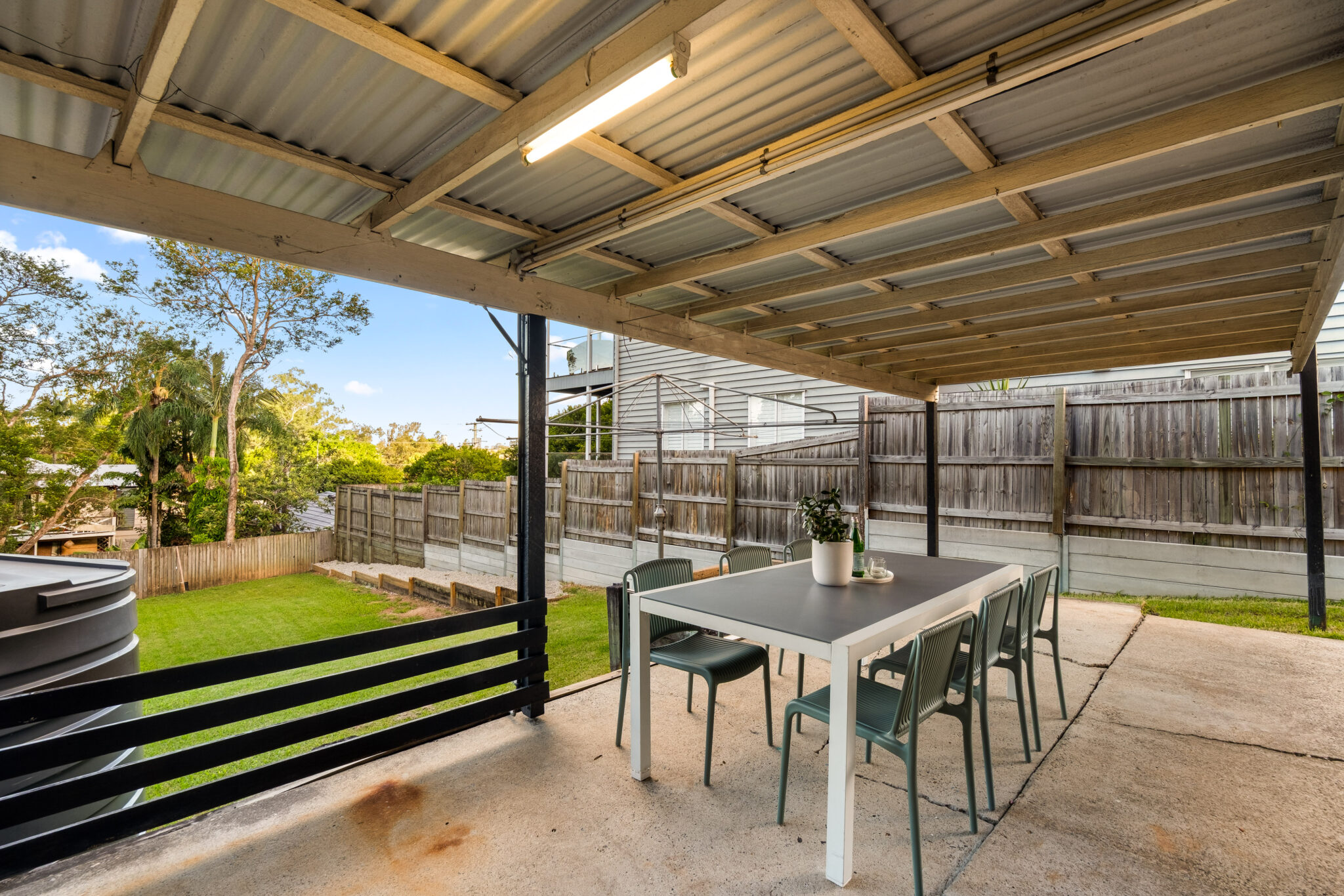 L11121205-ASHGROVE-12