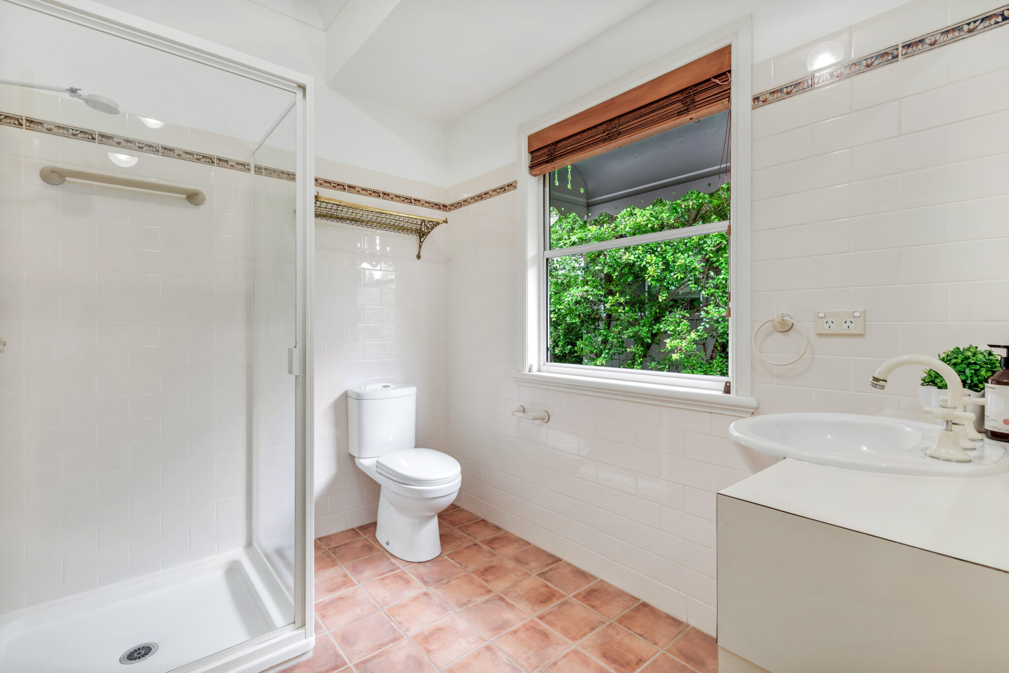 L37712832-FERNY-HILLS-13