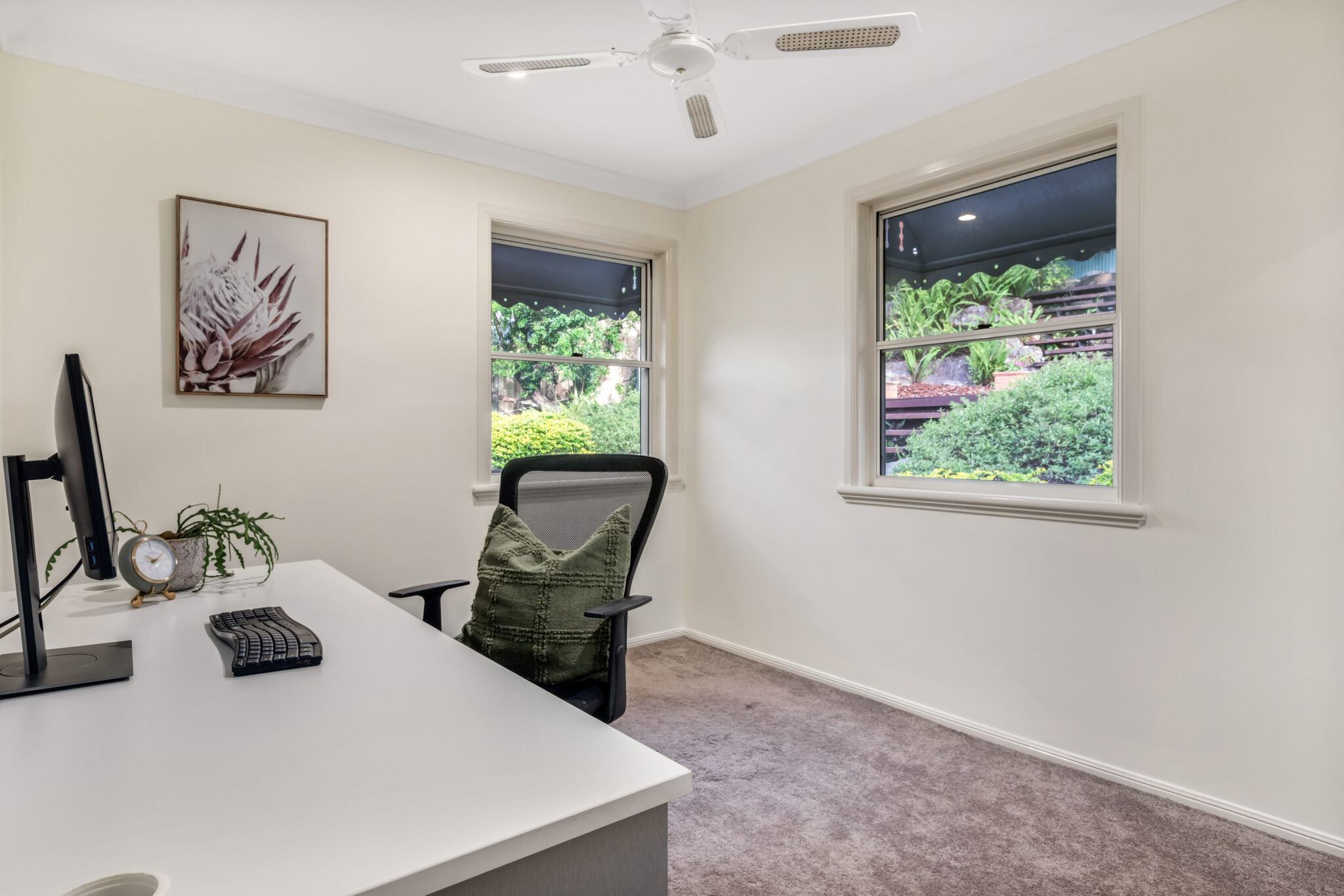 L37712832-FERNY-HILLS-16