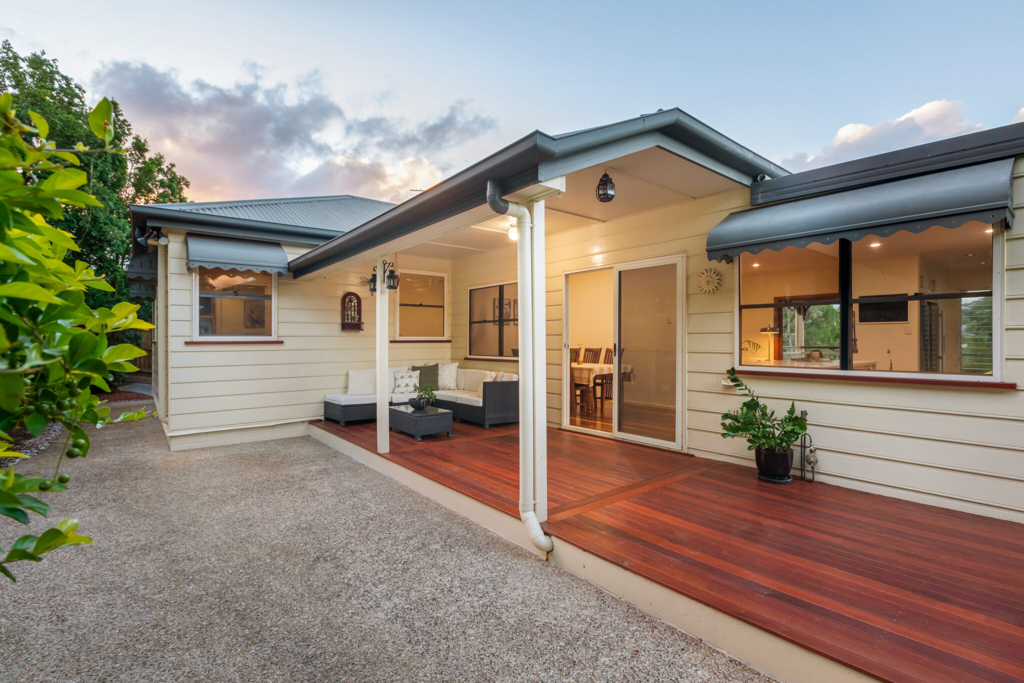 L37712832-FERNY-HILLS-19