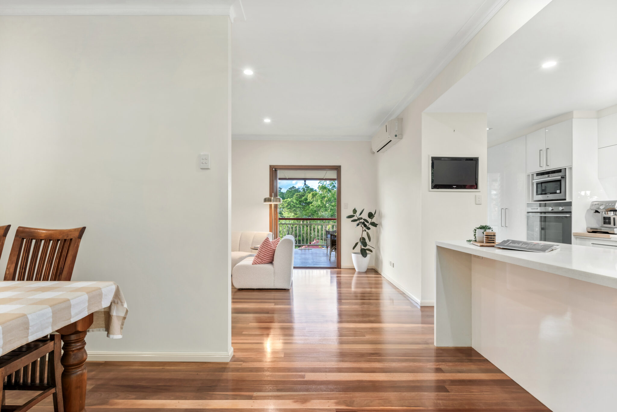 L37712832-FERNY-HILLS-7