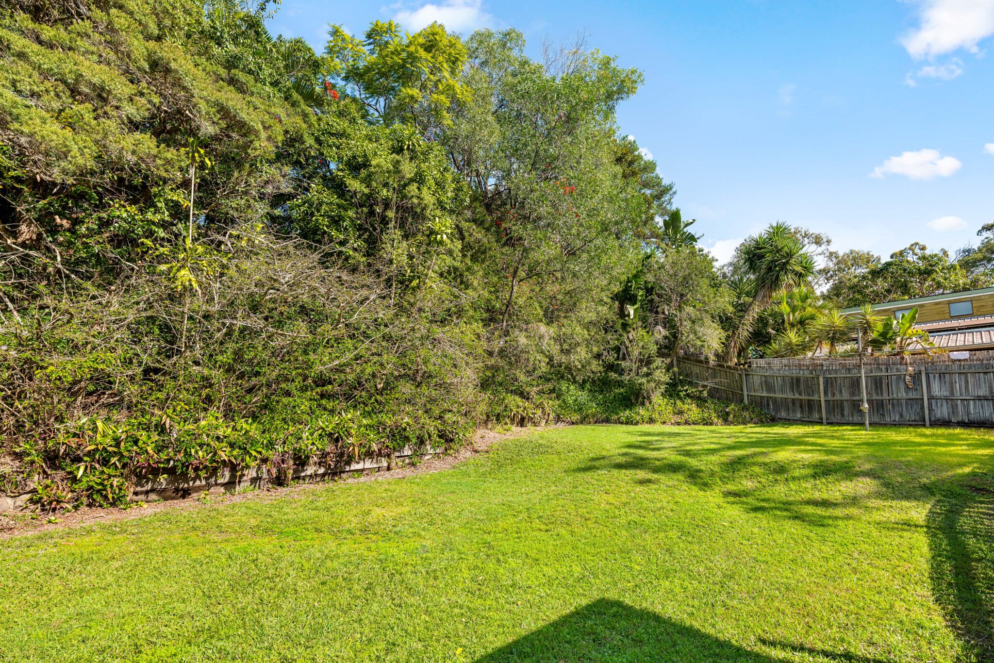 L40360937-ARANA-HILLS-6