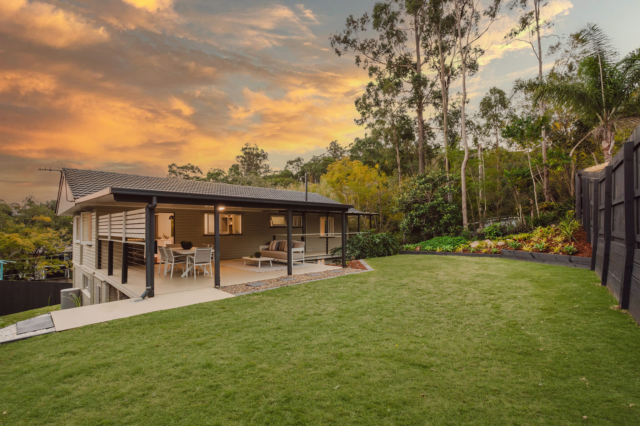 L40270525-ARANA-HILLS-2