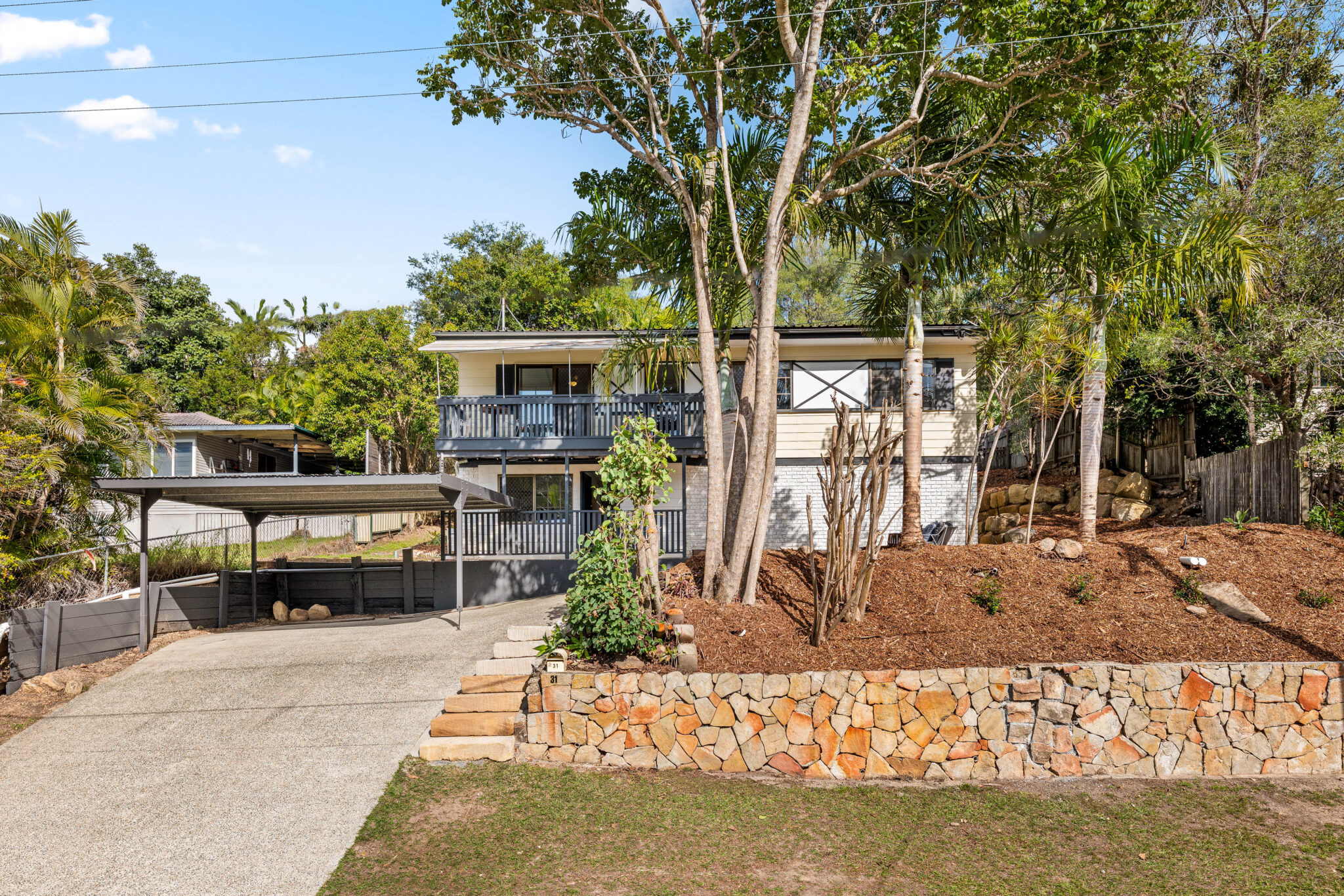 L40360937-ARANA-HILLS-2