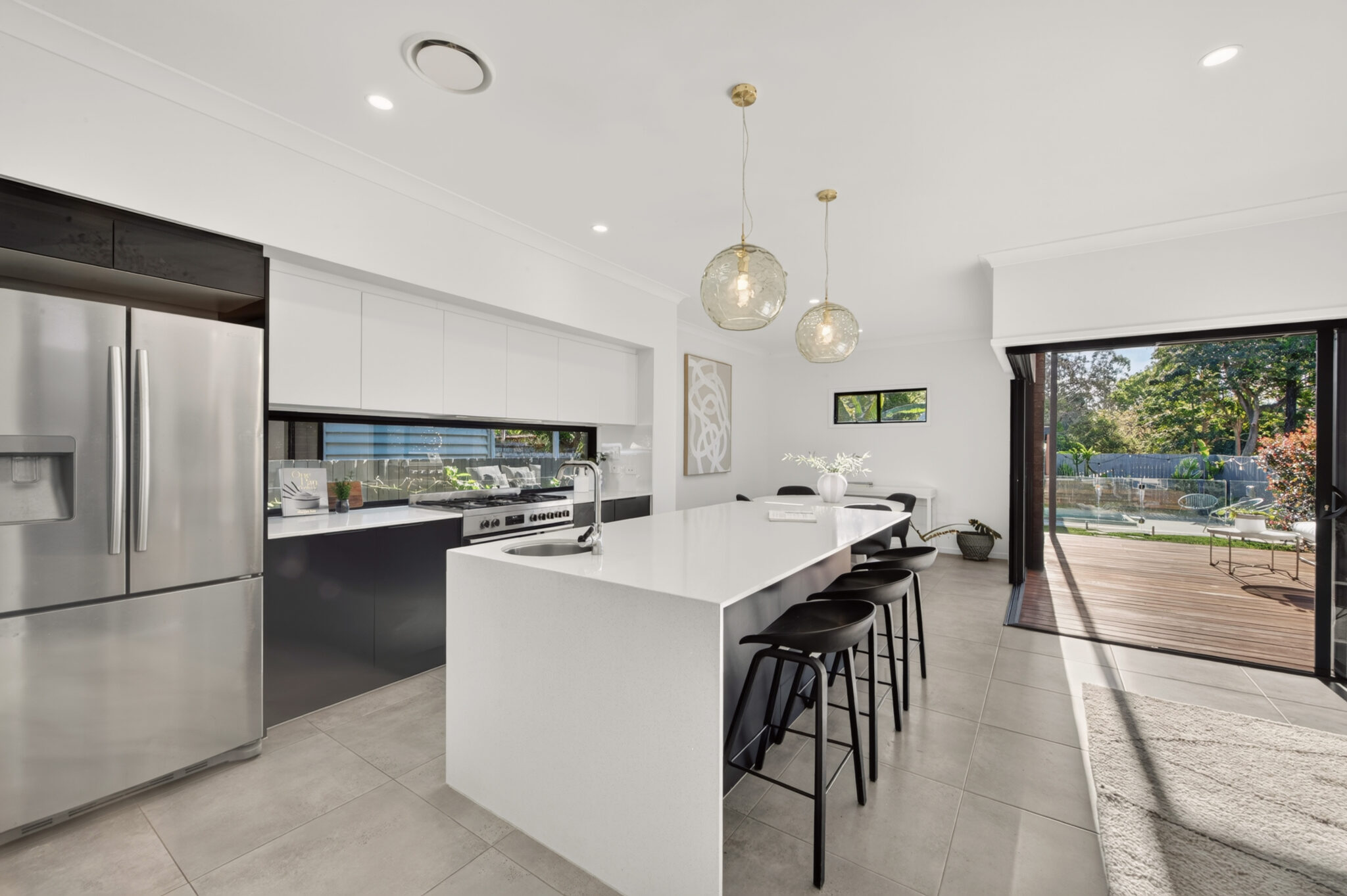 L42424346-ENOGGERA-1