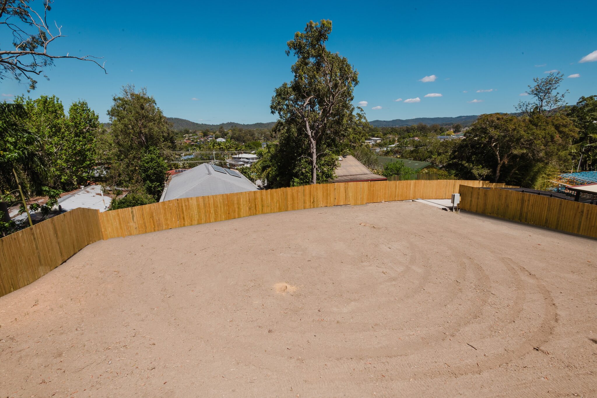 L42955646-ARANA-HILLS-2